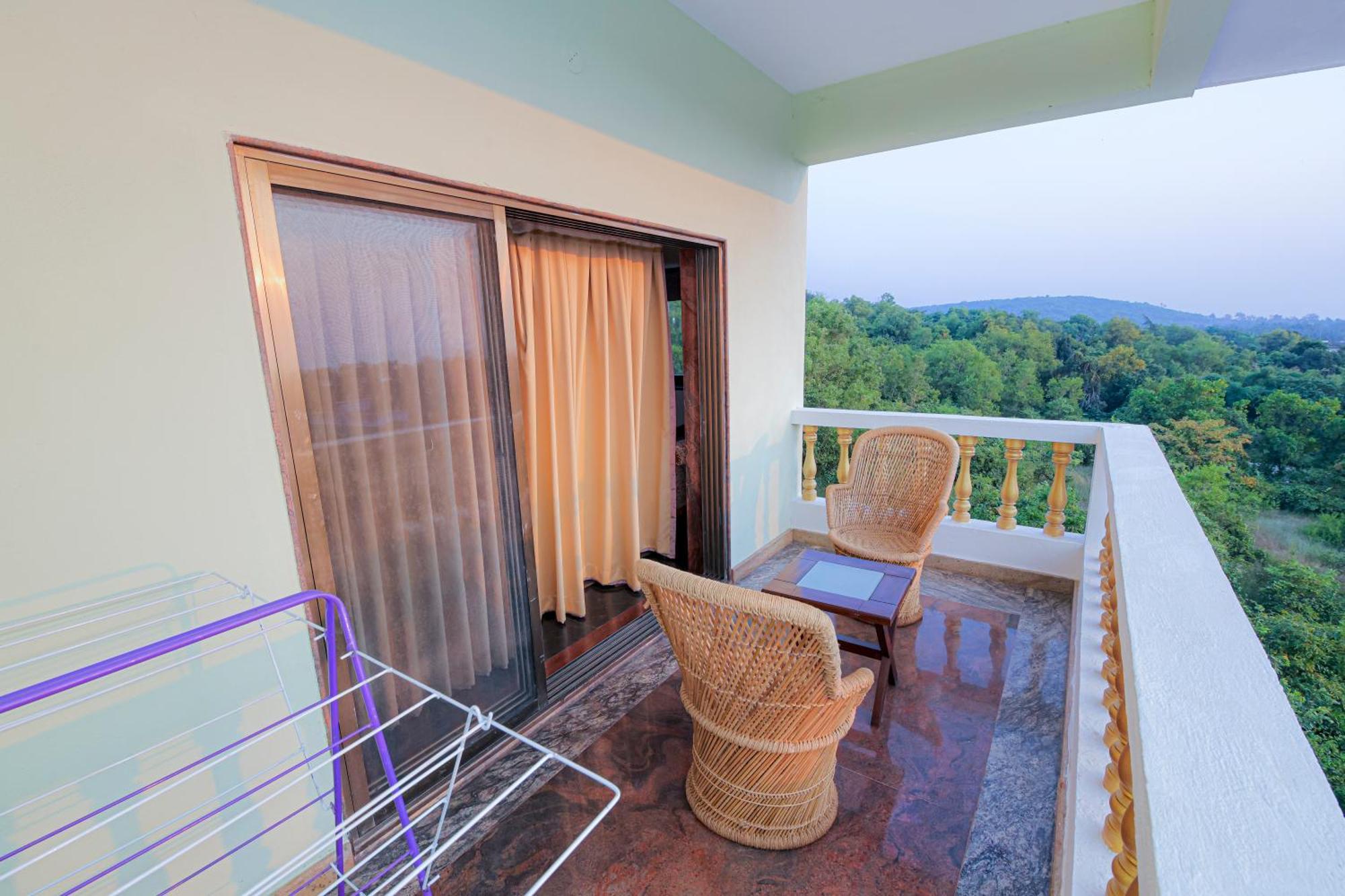 Sparv Aulakhs Resort Mandrem Exterior foto